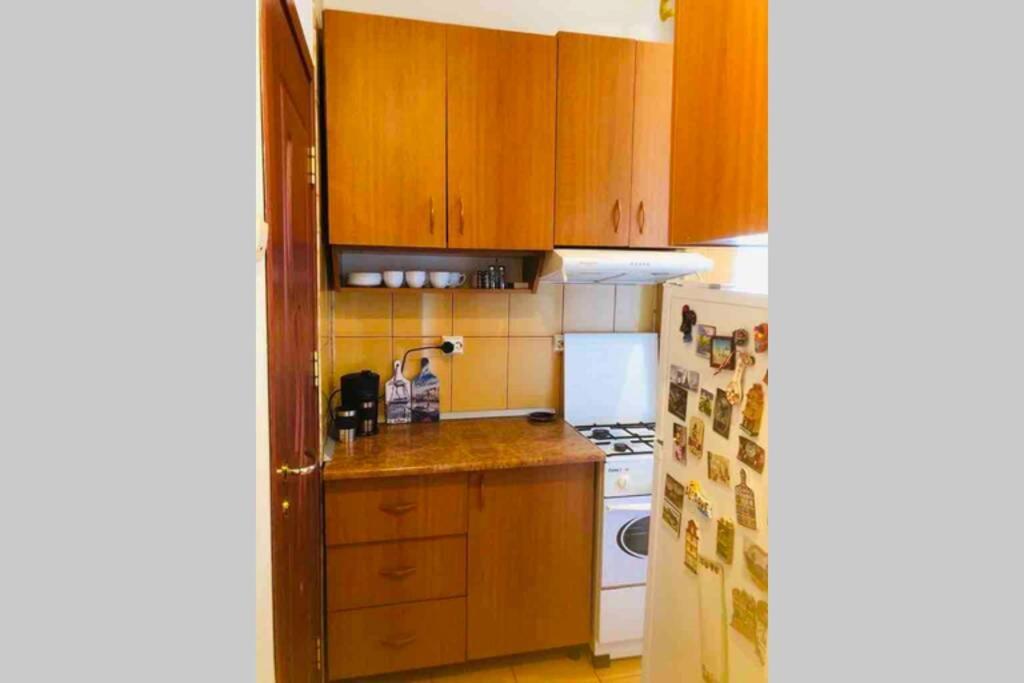 Super Central - Lovely One-Bedroom Apartment On Victoriei Avenue Bucureşti Ngoại thất bức ảnh