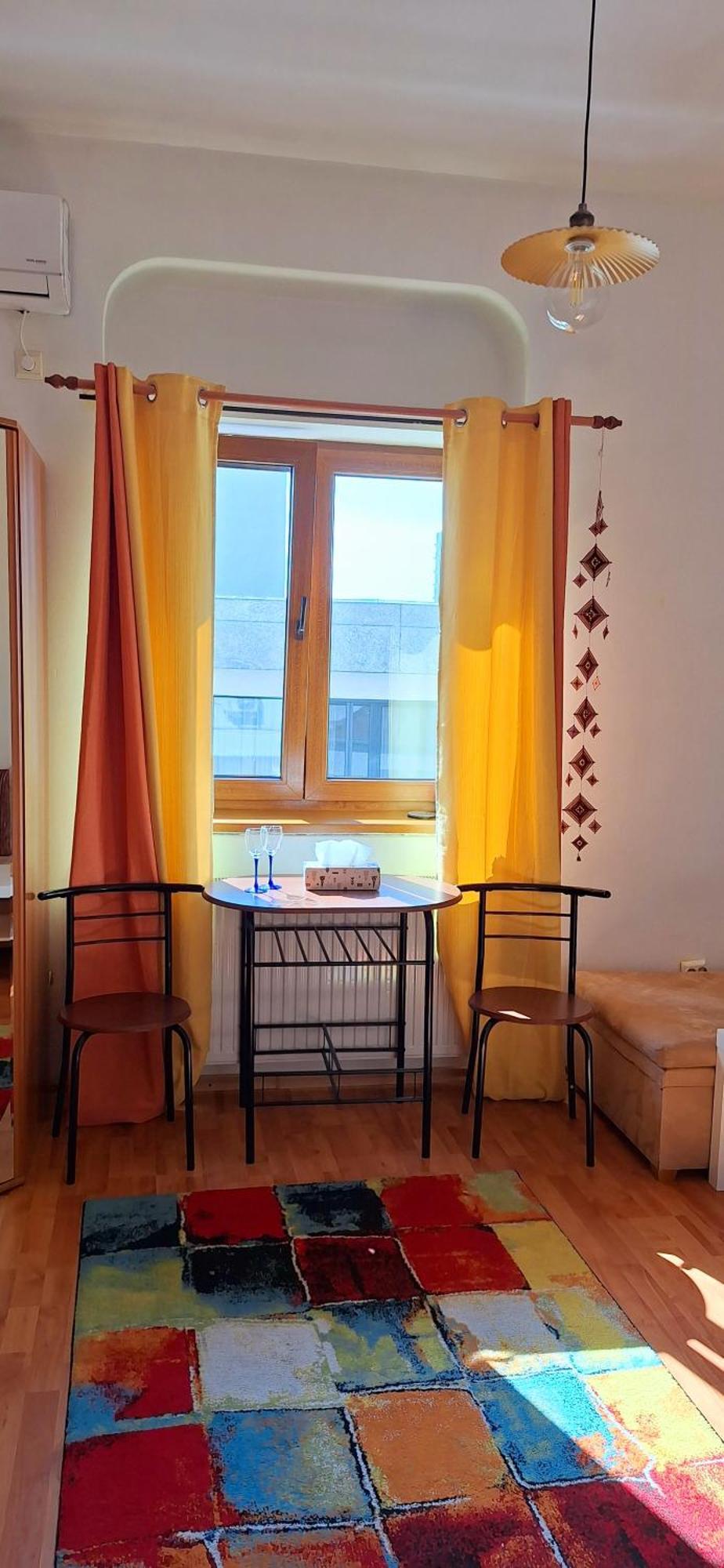 Super Central - Lovely One-Bedroom Apartment On Victoriei Avenue Bucureşti Ngoại thất bức ảnh